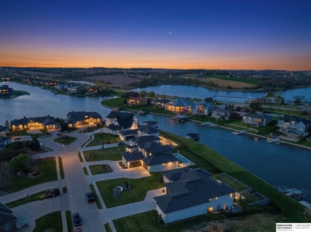 12616 N 178th Circle, Bennington, NE 68007