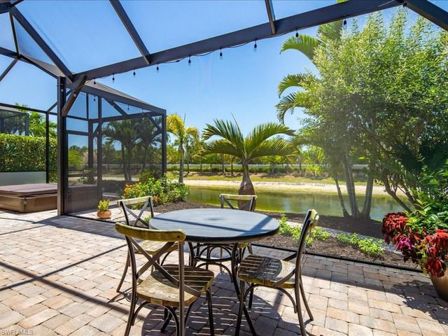 7225 Wilton DR, Naples, FL 34109