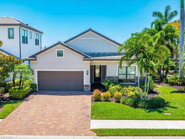 7225 Wilton DR, Naples, FL 34109