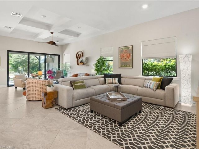 7225 Wilton DR, Naples, FL 34109