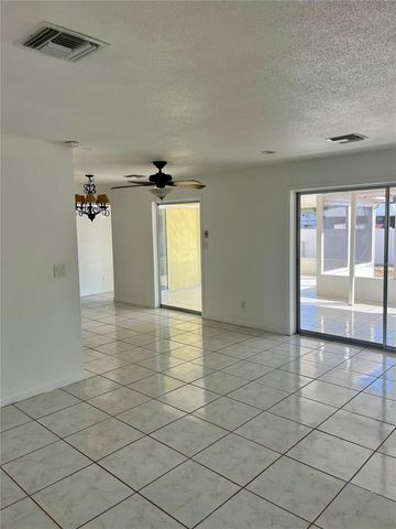 39 FOREST HILL COURT, Avon Park, FL 33825