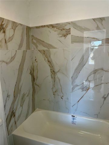 39 FOREST HILL COURT, Avon Park, FL 33825