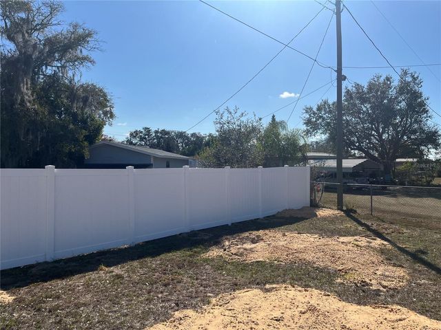 39 FOREST HILL COURT, Avon Park, FL 33825