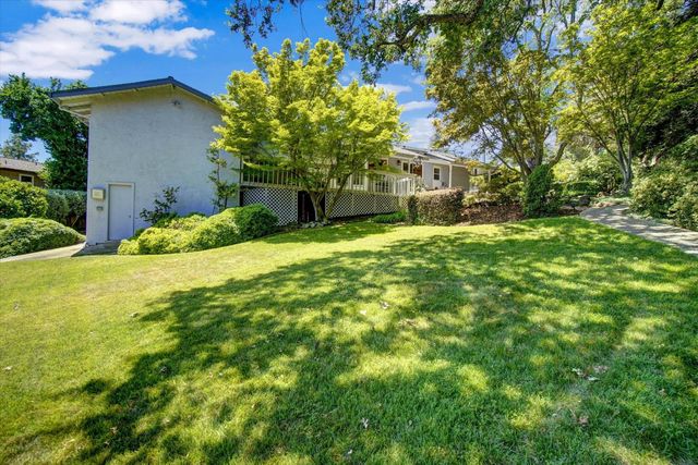 8347 Woodborough Way, Fair Oaks, CA 95628