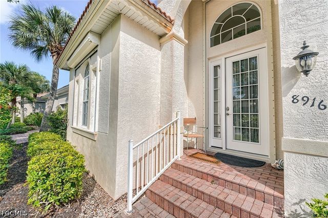 8916 Dartmoor WAY, Fort Myers, FL 33908