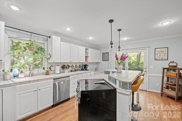 16003 Molokai Drive, Tega Cay, SC 29708