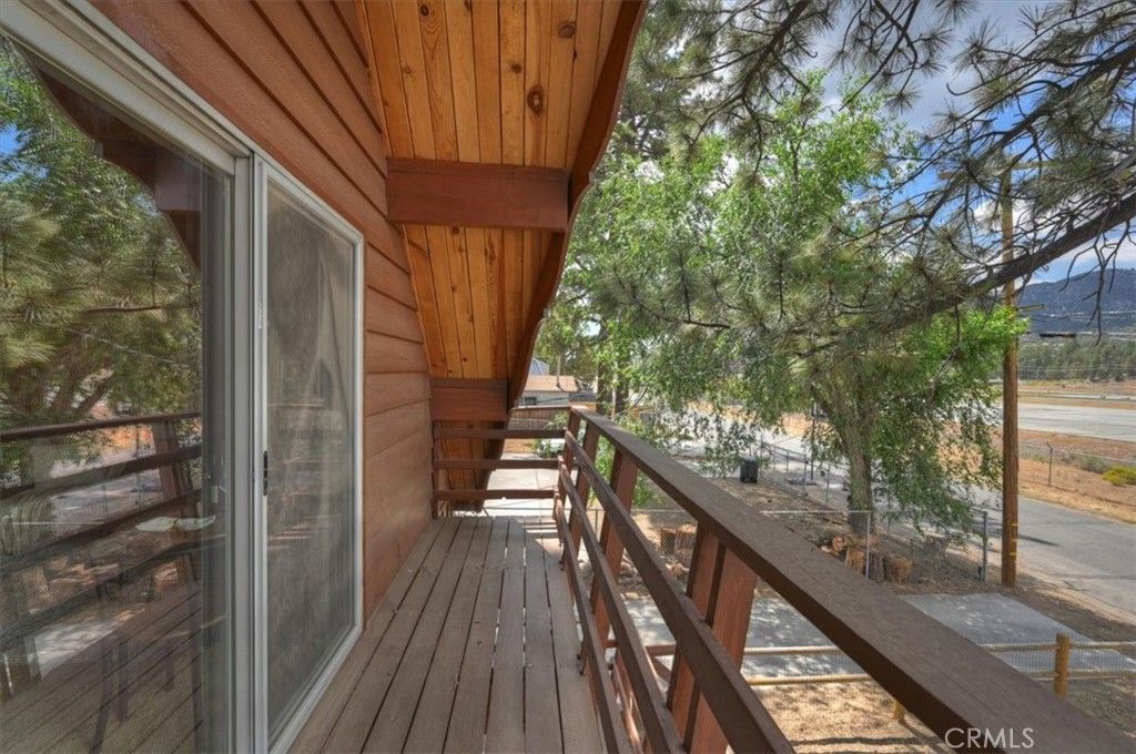 Image 32 of property listing at 710 W Fairway, Big Bear City, CA 92314