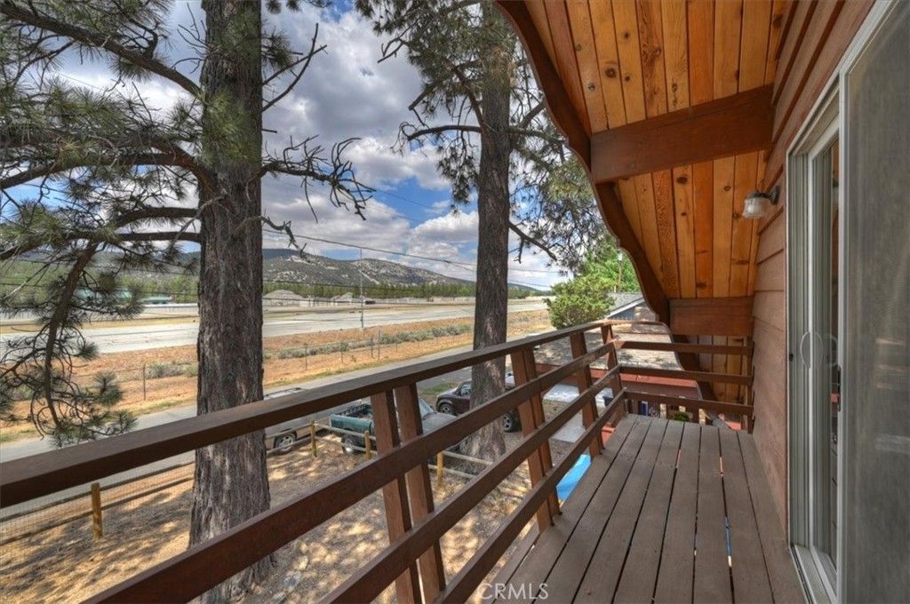 Image 33 of property listing at 710 W Fairway, Big Bear City, CA 92314