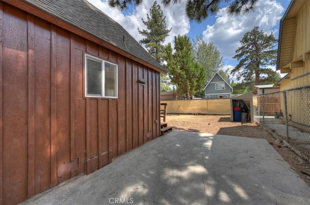 Image 34 of property listing at 710 W Fairway, Big Bear City, CA 92314