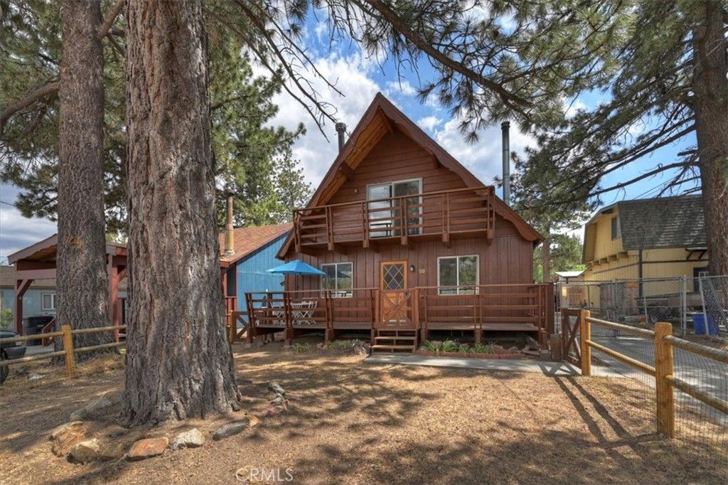 Image 5 of property listing at 710 W Fairway, Big Bear City, CA 92314