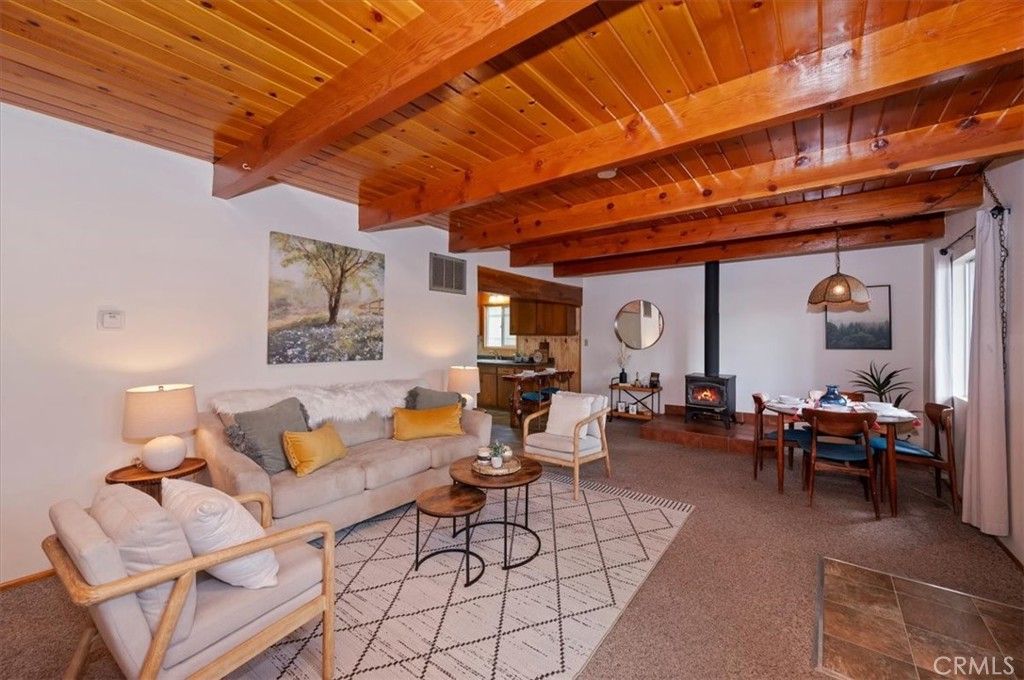 Image 6 of property listing at 710 W Fairway, Big Bear City, CA 92314