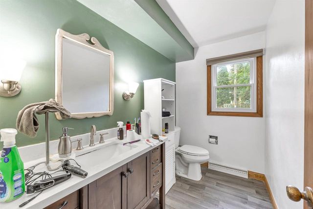 127 W CAPITOL DRIVE, Appleton, WI 54911