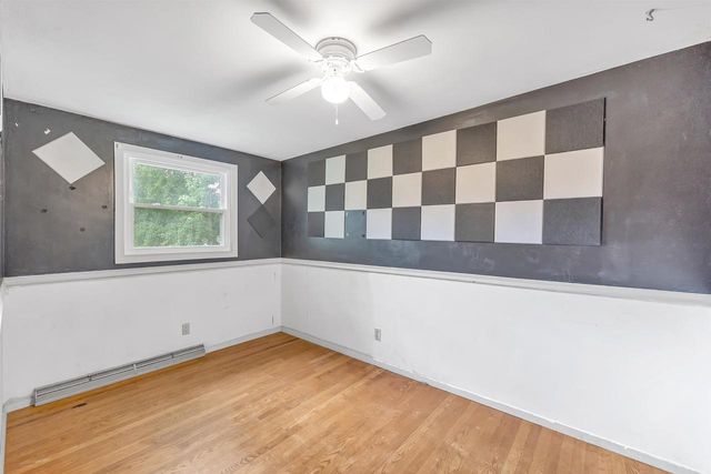 127 W CAPITOL DRIVE, Appleton, WI 54911