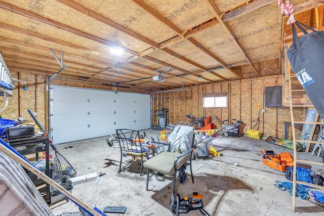 127 W CAPITOL DRIVE, Appleton, WI 54911