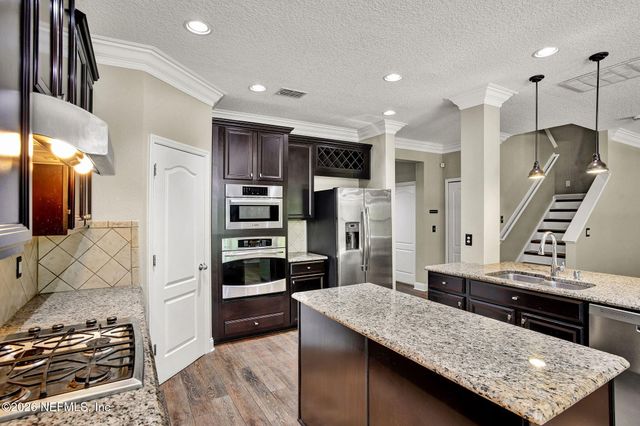 218 CARRIER Drive, Ponte Vedra, FL 32081