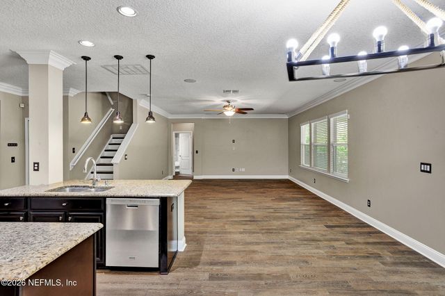 218 CARRIER Drive, Ponte Vedra, FL 32081