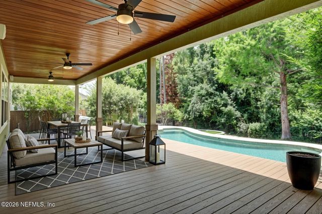 218 CARRIER Drive, Ponte Vedra, FL 32081