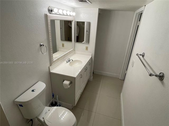 2826 S University Dr 3101, Davie, FL 33328