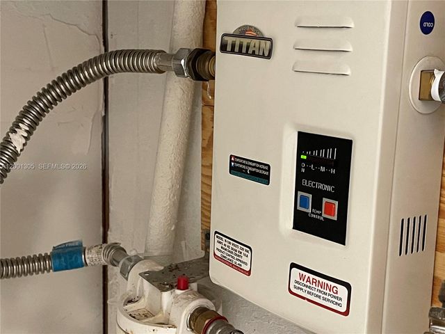 2826 S University Dr 3101, Davie, FL 33328