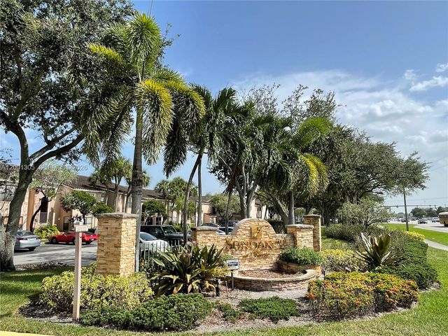 2826 S University Dr 3101, Davie, FL 33328
