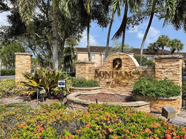 2826 S University Dr 3101, Davie, FL 33328