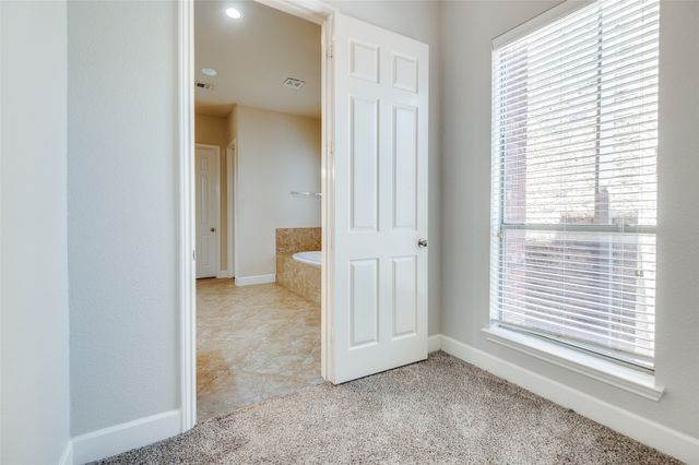909 City Side Lane, Dallas, TX 75201