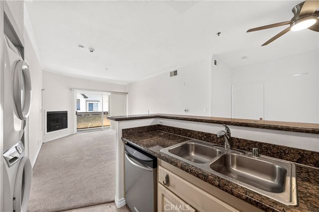 300 N El Molino 316, Pasadena, CA 91101