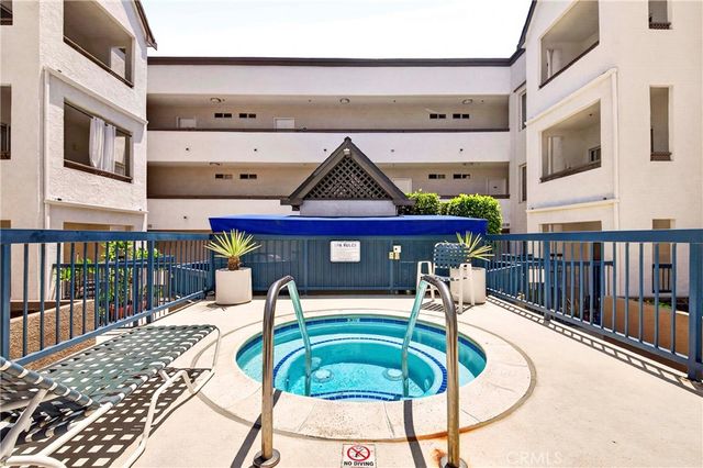300 N El Molino 316, Pasadena, CA 91101