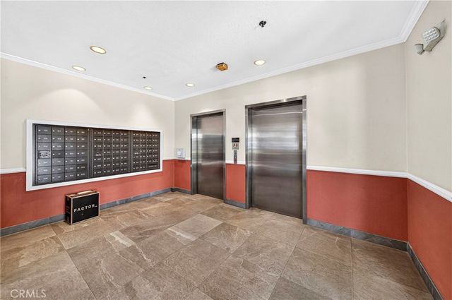 300 N El Molino 316, Pasadena, CA 91101