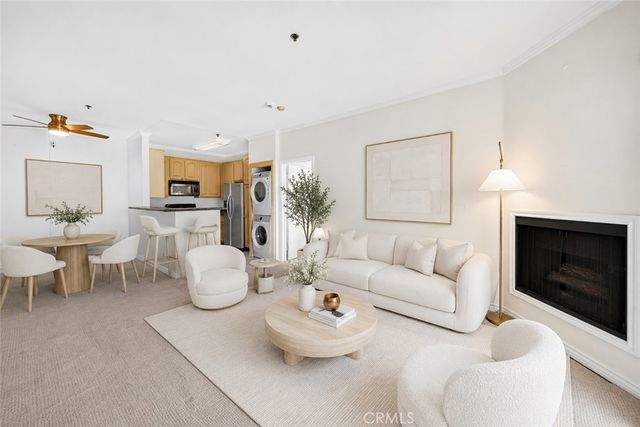 300 N El Molino 316, Pasadena, CA 91101