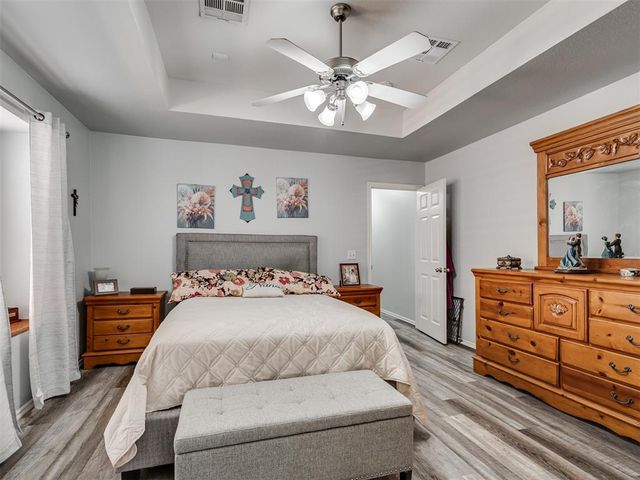 21919 Pleasant Ridge Road, Edmond, OK 73012