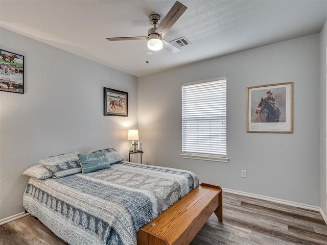 21919 Pleasant Ridge Road, Edmond, OK 73012