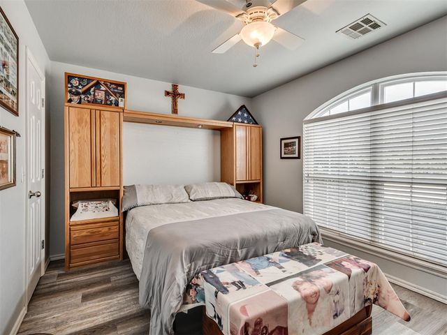 21919 Pleasant Ridge Road, Edmond, OK 73012