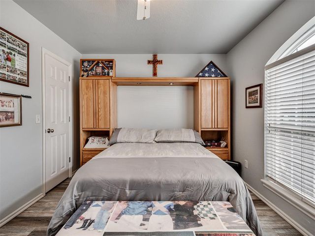 21919 Pleasant Ridge Road, Edmond, OK 73012