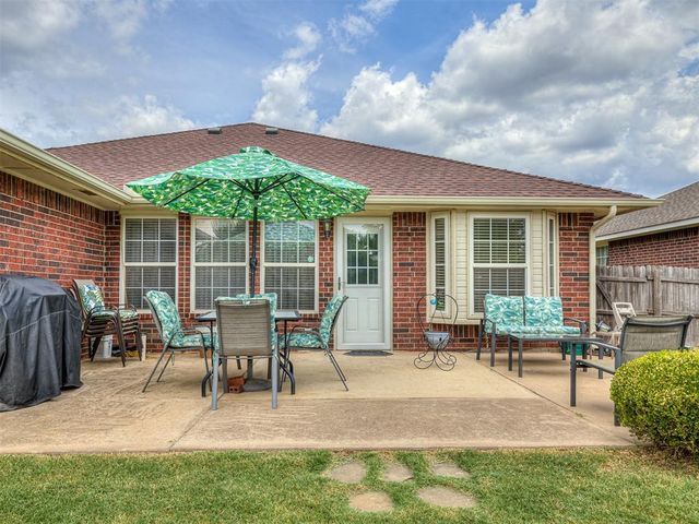 21919 Pleasant Ridge Road, Edmond, OK 73012