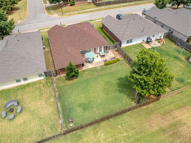 21919 Pleasant Ridge Road, Edmond, OK 73012