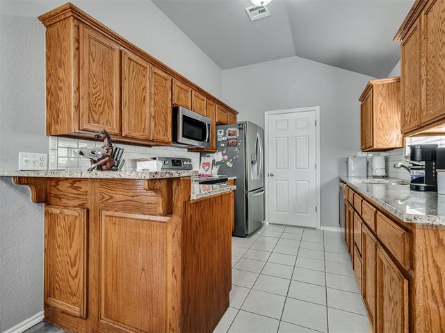 21919 Pleasant Ridge Road, Edmond, OK 73012