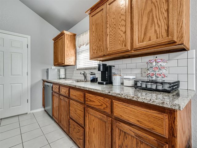 21919 Pleasant Ridge Road, Edmond, OK 73012