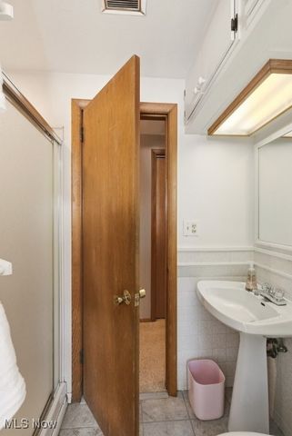 9131 Cambridge Drive, Northfield, OH 44067