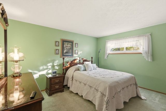 9131 Cambridge Drive, Northfield, OH 44067