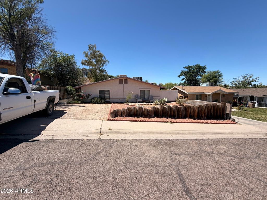 354 N JACKSON Street, Wickenburg, AZ 85390