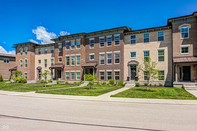 896 Yorkshire Lane, Zionsville, IN 46077