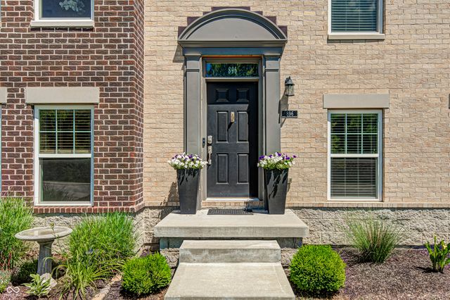 896 Yorkshire Lane, Zionsville, IN 46077