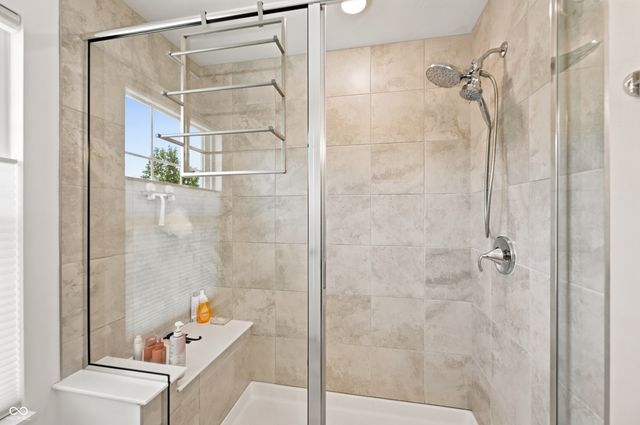 896 Yorkshire Lane, Zionsville, IN 46077
