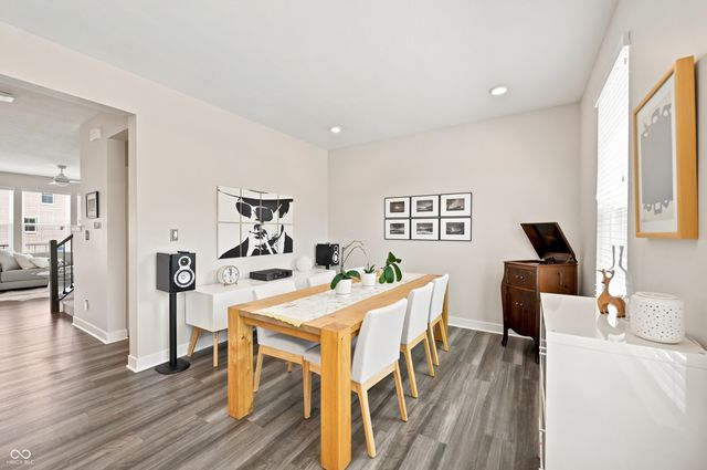 896 Yorkshire Lane, Zionsville, IN 46077