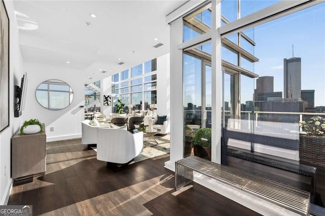 45 Ivan Allen Junior Boulevard NW 2705, Atlanta, GA 30308