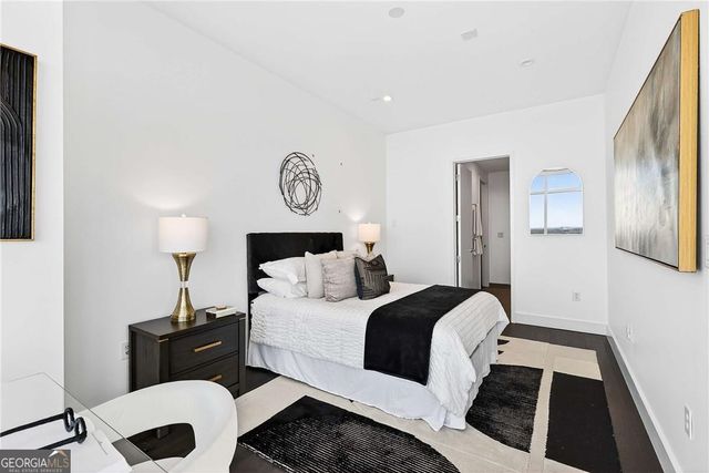 45 Ivan Allen Junior Boulevard NW 2705, Atlanta, GA 30308