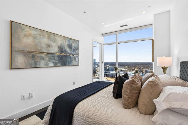45 Ivan Allen Junior Boulevard NW 2705, Atlanta, GA 30308