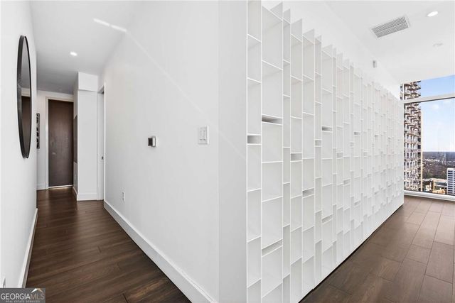 45 Ivan Allen Junior Boulevard NW 2705, Atlanta, GA 30308