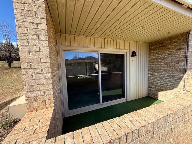 5260 Crossbow Cir Unit 3A, Roanoke, VA 24018